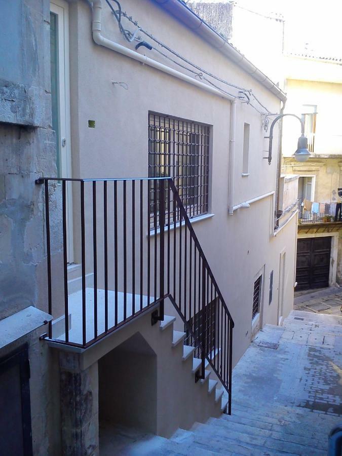 Palazzo Degli Olivi Apartment Modica Bagian luar foto